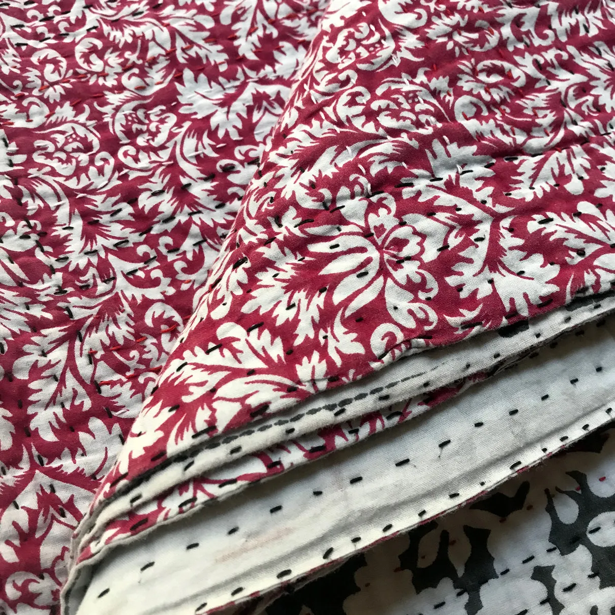 Black & Red Newly Printed Queen Bedcover