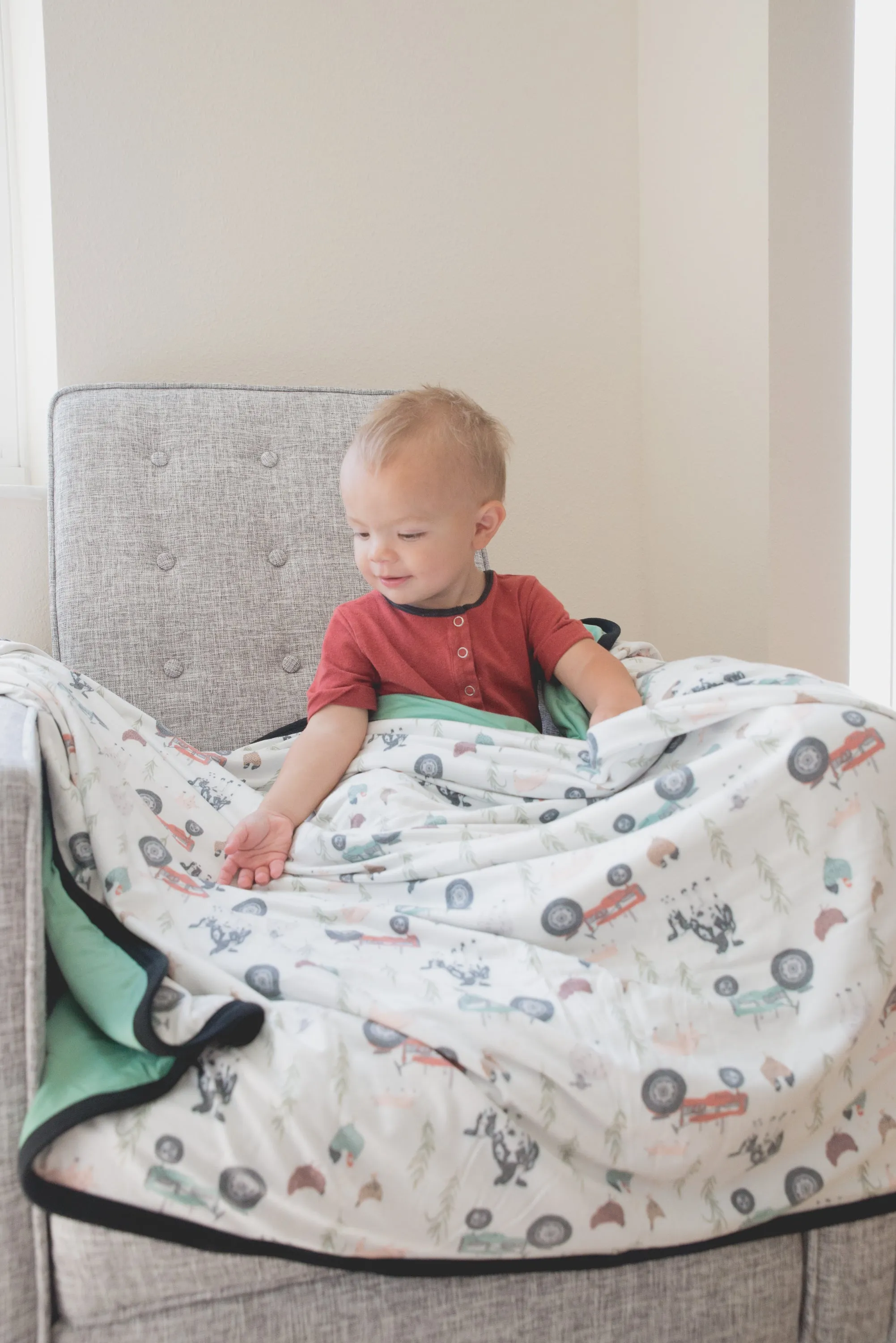 Copper Pearl Three-Layer Jumbo Stretchy Quilt (60"x72") / Jo
