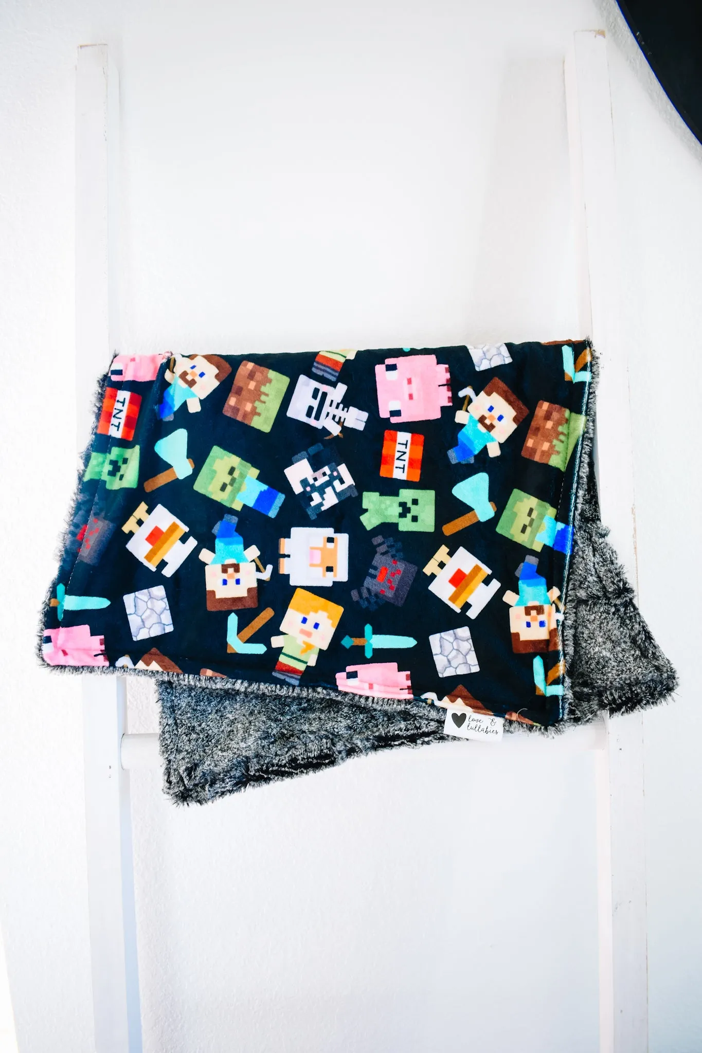 Doorbuster Small Lovey Blankets