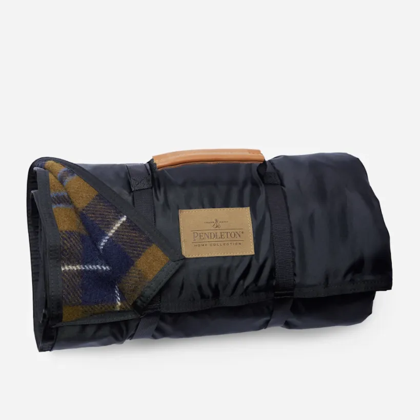 Nylon Backed Roll-Up Blanket